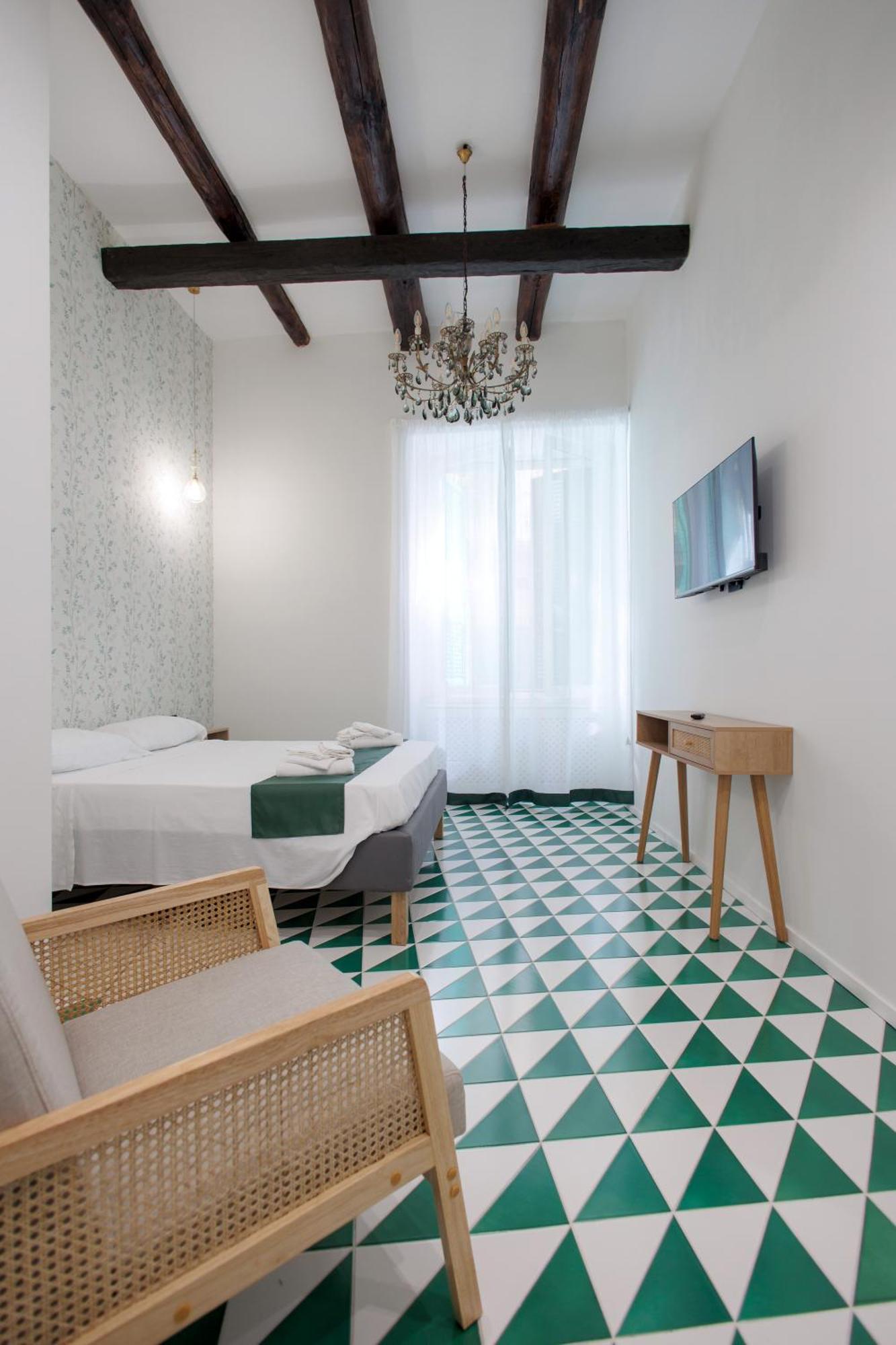 Piscicelli House 62 *